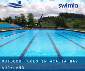 Outdoor Pools in Acacia Bay (Auckland)