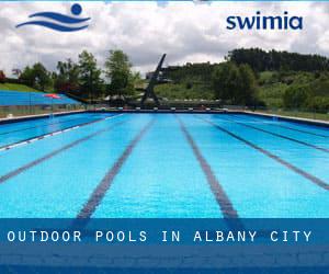 Outdoor Pools in Albany (City)