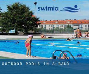 Outdoor Pools in Albany