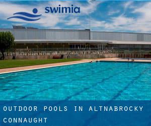 Outdoor Pools in Altnabrocky (Connaught)