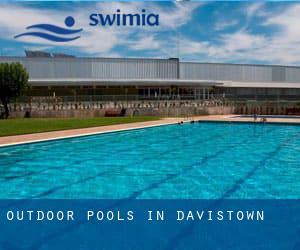 Outdoor Pools in Davistown