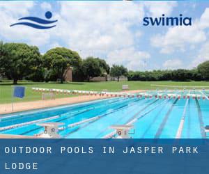 Outdoor Pools in Jasper Park Lodge