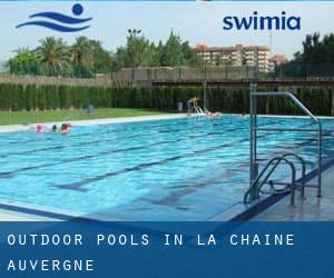 Outdoor Pools in La Chaîne (Auvergne)