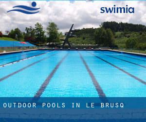 Outdoor Pools in Le Brusq