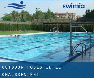 Outdoor Pools in Le Chaussendent