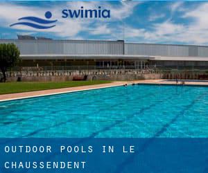 Outdoor Pools in Le Chaussendent