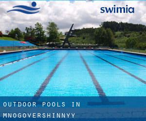 Outdoor Pools in Mnogovershinnyy