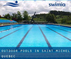 Outdoor Pools in Saint-Michel (Quebec)